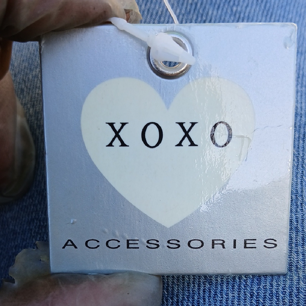 XOXO Cream Heart Accessories